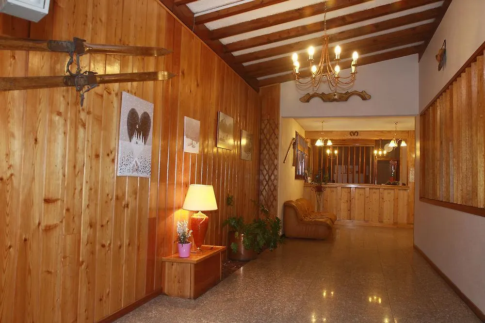 Hotel Le Carlina Les Deux Alpes 2*,  France